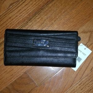 Nine west black wallet